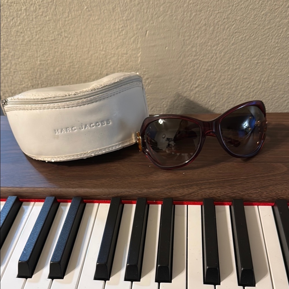Marc Jacobs Burgundy Sunglasses with Case